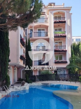 2 chambres k.k. Slantchev bryag, région Bourgas 9