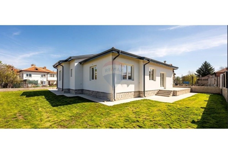 En venta  Casa región Plovdiv , Krumovo , 187 metros cuadrados | 87013309