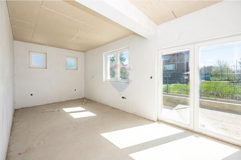 En venta  Casa región Plovdiv , Krumovo , 187 metros cuadrados | 87013309 - imagen [4]
