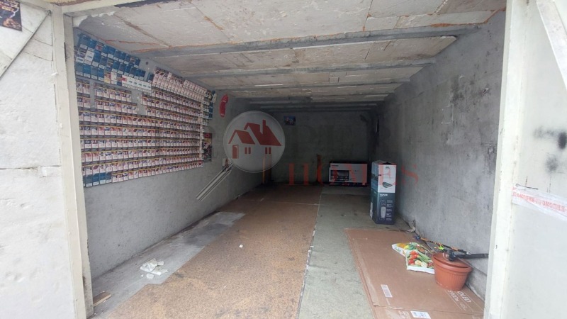 Продава ГАРАЖ, ПАРКОМЯСТО, гр. Велико Търново, Център