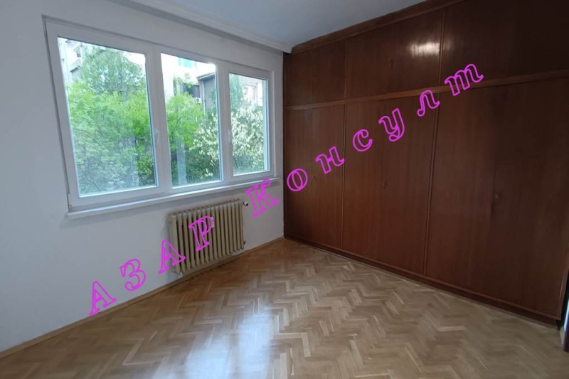 Продава 3-СТАЕН, гр. София, Медицинска академия, снимка 3 - Aпартаменти - 48137030