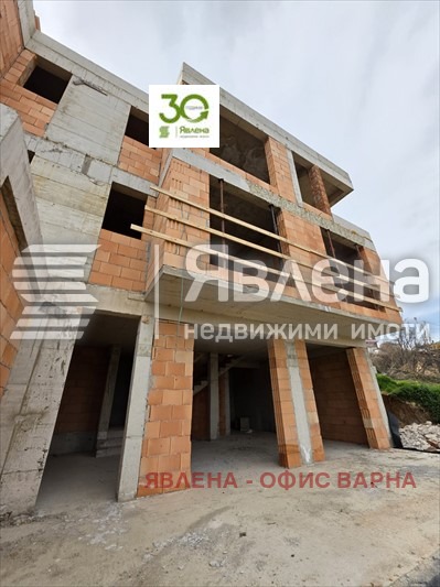 Продава КЪЩА, гр. Варна, м-т Ален мак