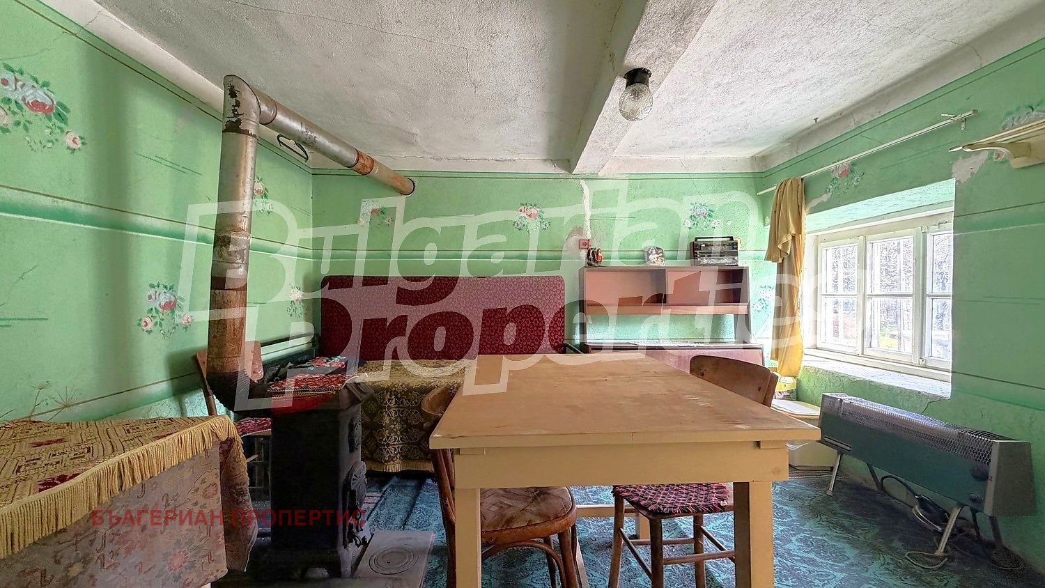 Продава КЪЩА, с. Елхово (Николаево), област Стара Загора, снимка 6 - Къщи - 54037562