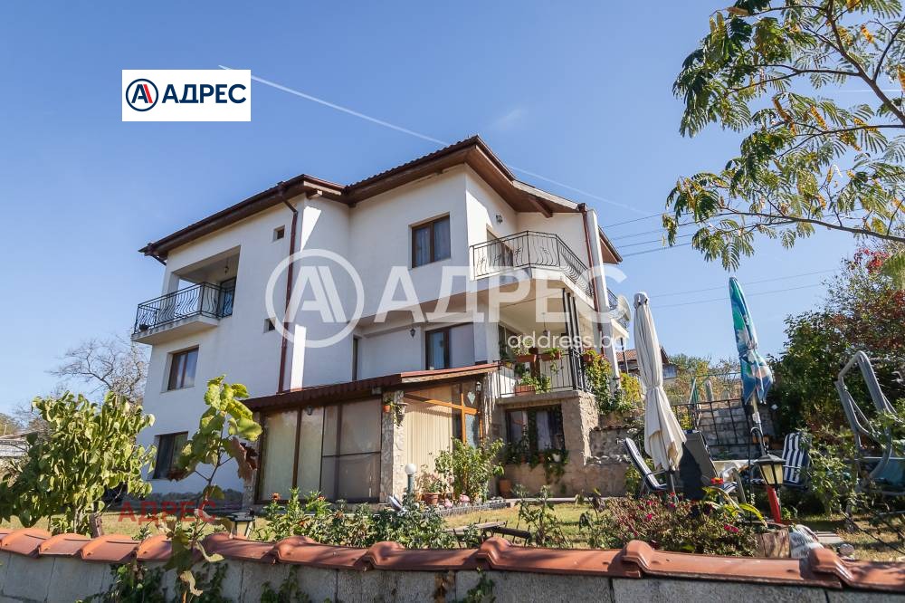 Продава КЪЩА, гр. Варна, м-т Боровец - север, снимка 3 - Къщи - 54223894