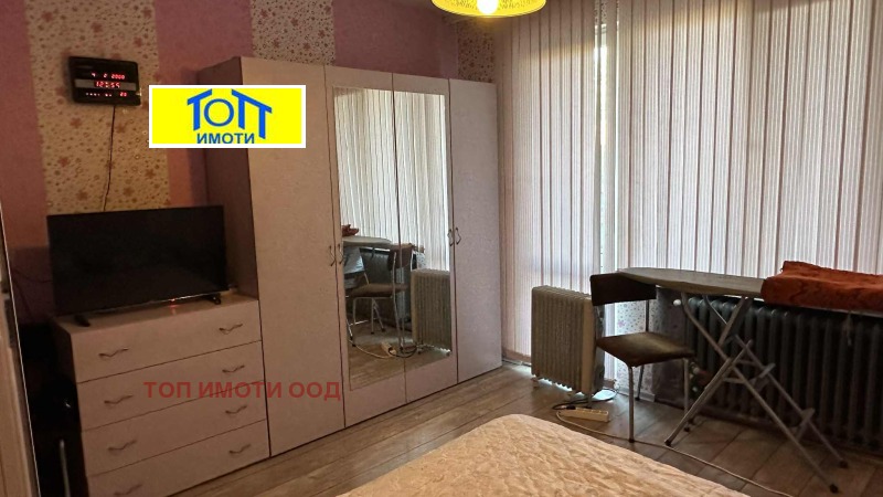 Продава ЕТАЖ ОТ КЪЩА, гр. Русе, Родина 2, снимка 6 - Етаж от къща - 52142862