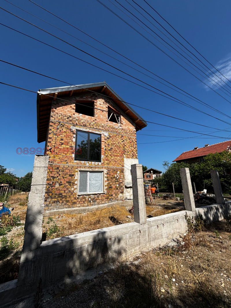 À venda  Casa região Plovdiv , Zlatitrap , 128 m² | 98256562 - imagem [2]
