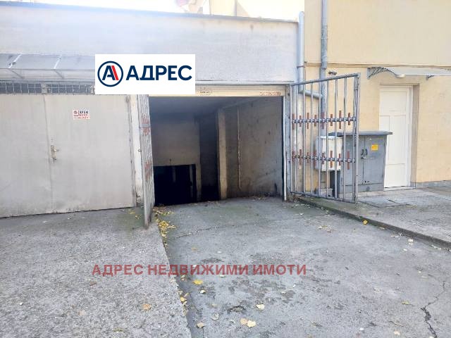 Продава ГАРАЖ, ПАРКОМЯСТО, гр. Стара Загора, Център