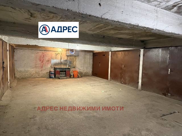 Продава ГАРАЖ, ПАРКОМЯСТО, гр. Стара Загора, Център, снимка 2 - Гаражи и паркоместа - 52703990