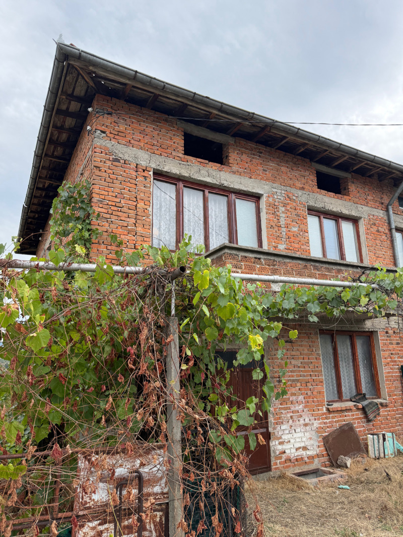 Продава КЪЩА в област Благоевград, с. Огняново - 144 кв.м / 95 500 € » 186 781.77 лв., ПИРИН ИМОТИ
