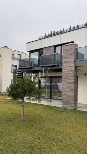 Casa Dragalevtsi, Sofia