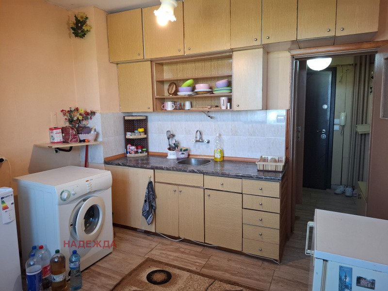 In vendita  Studio Pleven , Shirok tsentar , 42 mq | 12031616