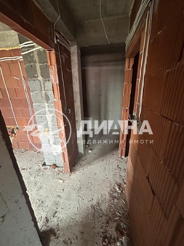 Продава  2-стаен град Пловдив , Остромила , 60 кв.м | 32959811 - изображение [8]