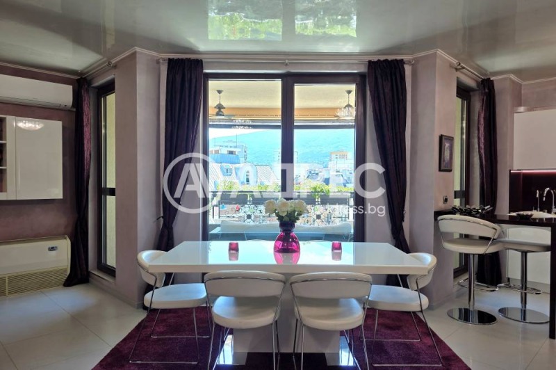 Продава 3-СТАЕН, гр. София, Гоце Делчев, снимка 2 - Апартаменти - 53520744