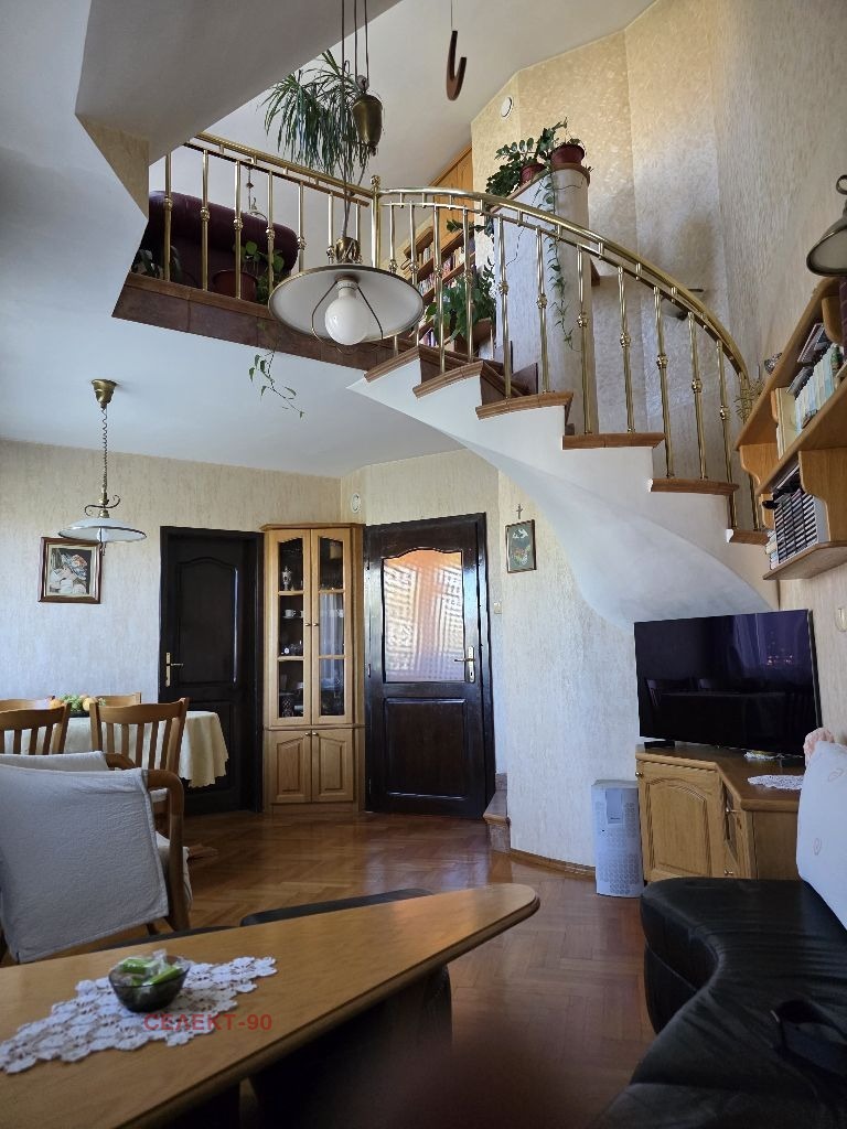 Продава МЕЗОНЕТ, гр. Перник, Център, снимка 5 - Апартаменти - 56485174
