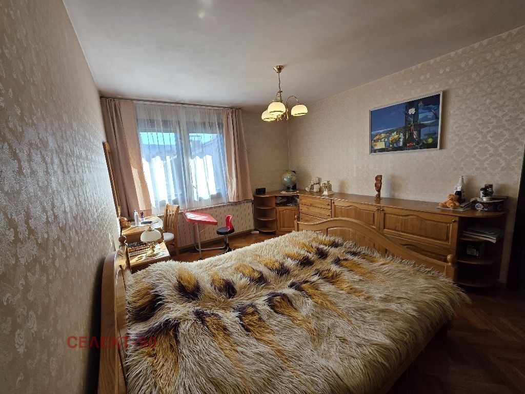 Продава МЕЗОНЕТ, гр. Перник, Център, снимка 11 - Апартаменти - 56485174