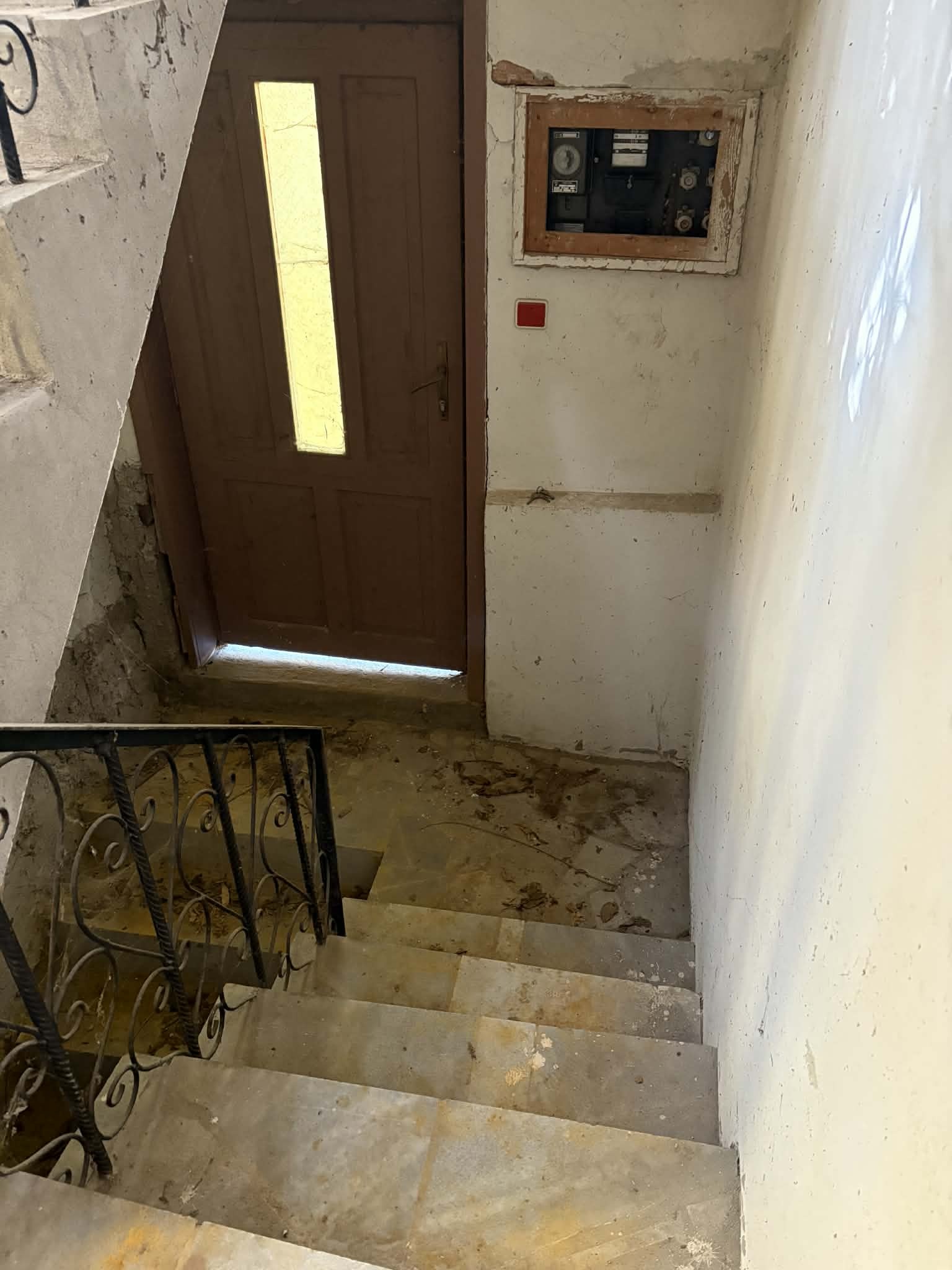 Продава КЪЩА, с. Чирен, област Враца, снимка 3 - Къщи - 54120090