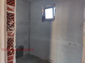 3-стаен град Пловдив, Въстанически 9
