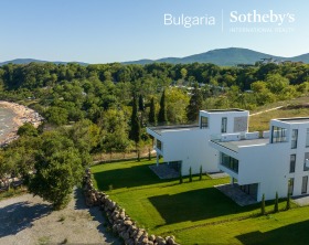 Hus Sjernomorets, region Burgas 1