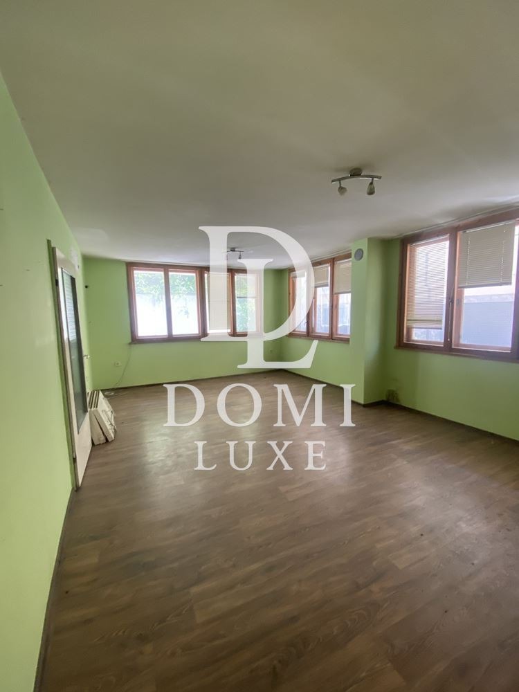 Продава  4-стаен град Варна , Център , 140 кв.м | 34709905
