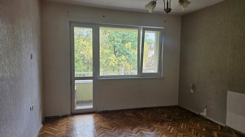 Продава  4-стаен област София , гр. Ботевград , 100 кв.м | 89929670 - изображение [2]