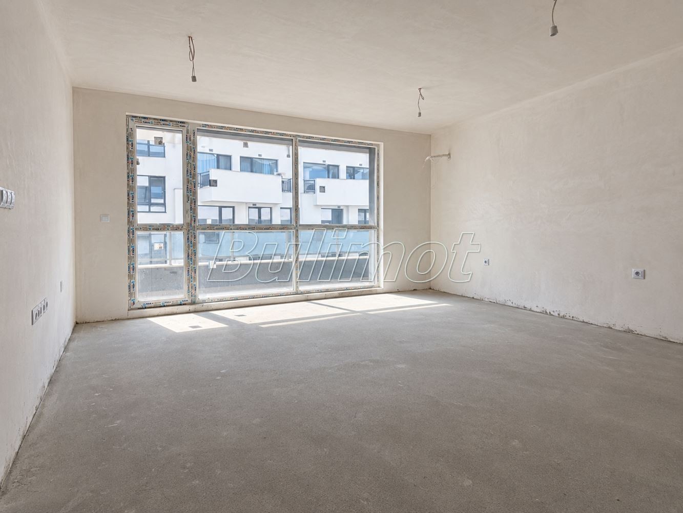 Продава 3-СТАЕН, гр. Варна, Възраждане 1
