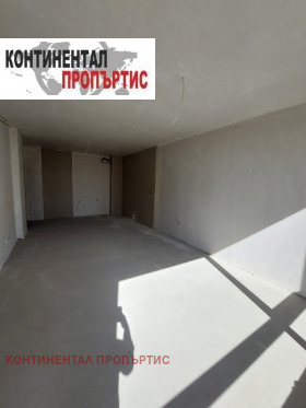 1 quarto Mladost 4, Sofia 2