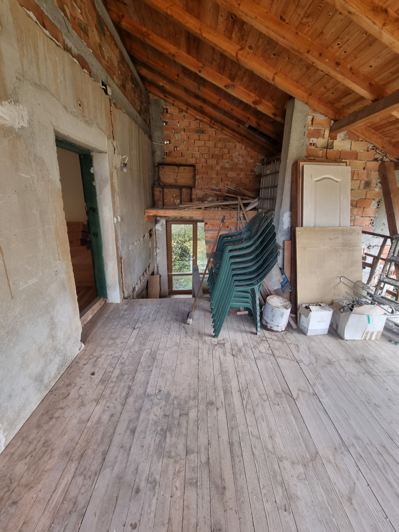 Продава КЪЩА, с. Томпсън, област София област, снимка 14 - Къщи - 52306181