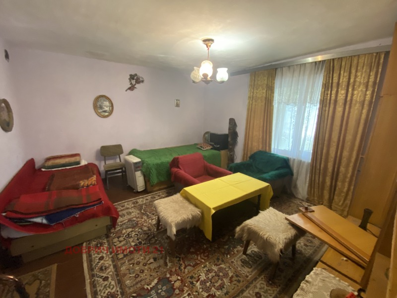 Продава КЪЩА, гр. Добрич, Център