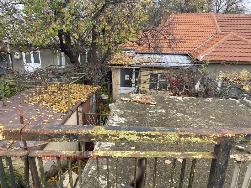 Продава КЪЩА, гр. Добрич, Център, снимка 10 - Къщи - 52843741