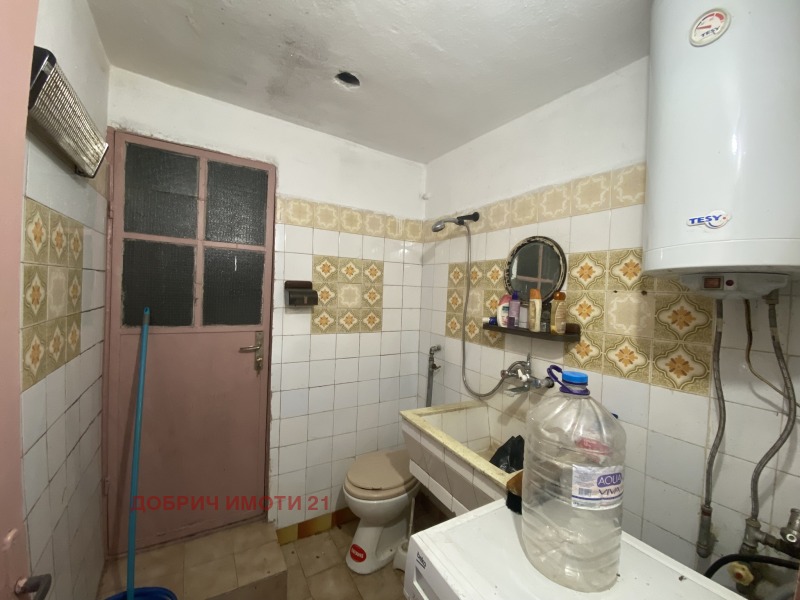 Продава КЪЩА, гр. Добрич, Център, снимка 8 - Къщи - 52843741