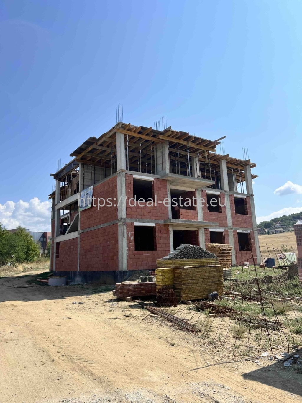 Продава 3-СТАЕН, гр. Благоевград, Ален мак, снимка 2 - Апартаменти - 54975086