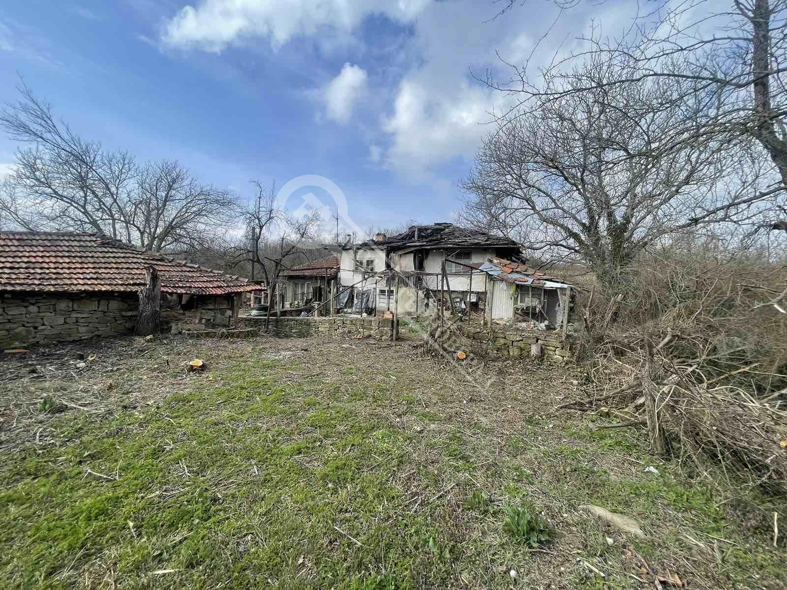 Продава КЪЩА, гр. Килифарево, област Велико Търново, снимка 5 - Къщи - 53943621