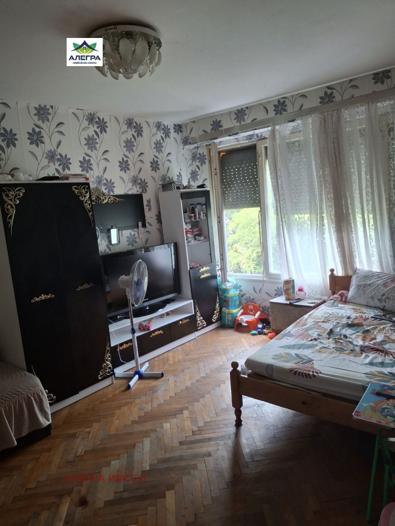 Te koop  1 slaapkamer Pazardzjik , Okrazjna bolnitsa , 56 m² | 27585038