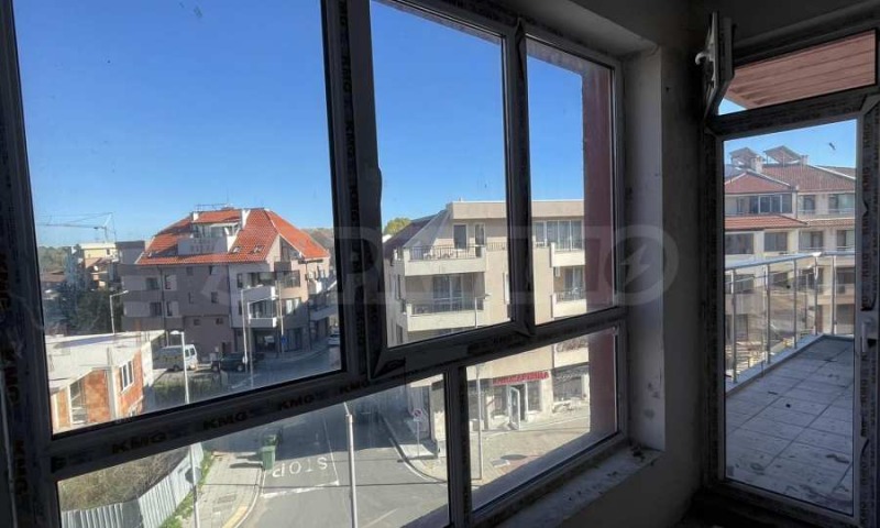 Продава 3-СТАЕН, гр. Несебър, област Бургас