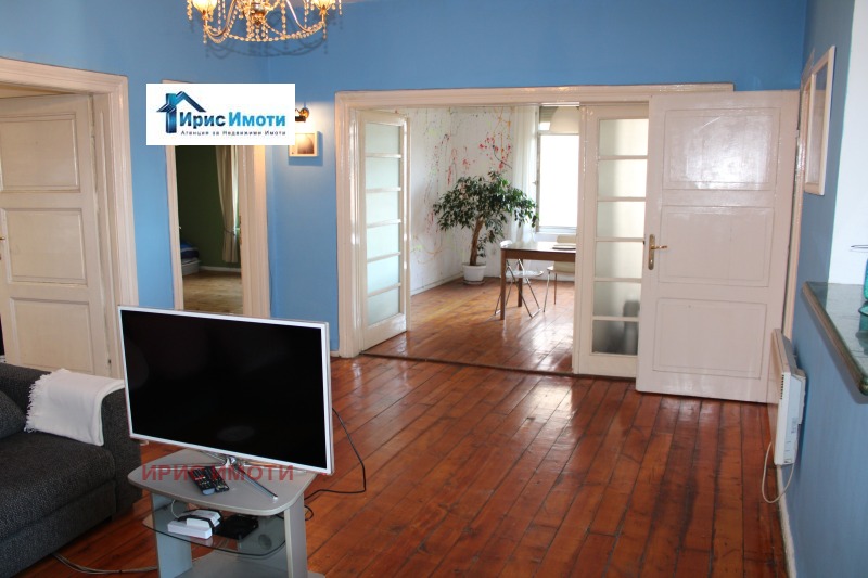 Na prodej  3 ložnice Sofia , Centar , 169 m2 | 77354035 - obraz [6]
