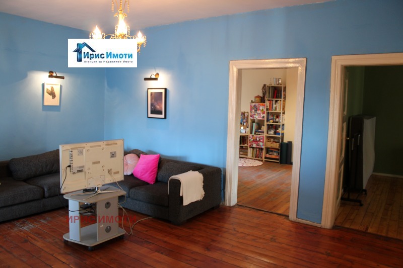 Na prodej  3 ložnice Sofia , Centar , 169 m2 | 77354035 - obraz [7]