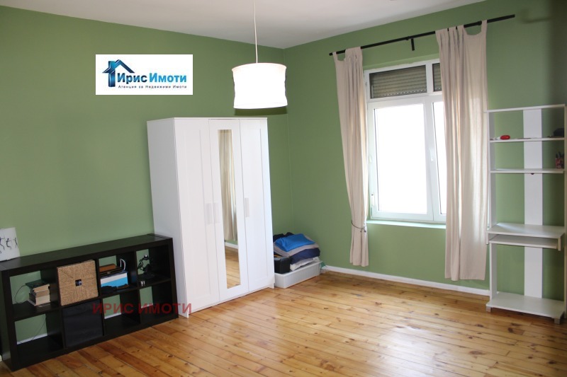Na prodej  3 ložnice Sofia , Centar , 169 m2 | 77354035 - obraz [12]