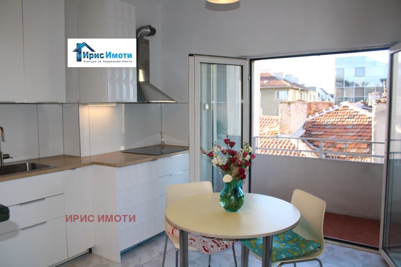 Na prodej  3 ložnice Sofia , Centar , 169 m2 | 77354035 - obraz [2]