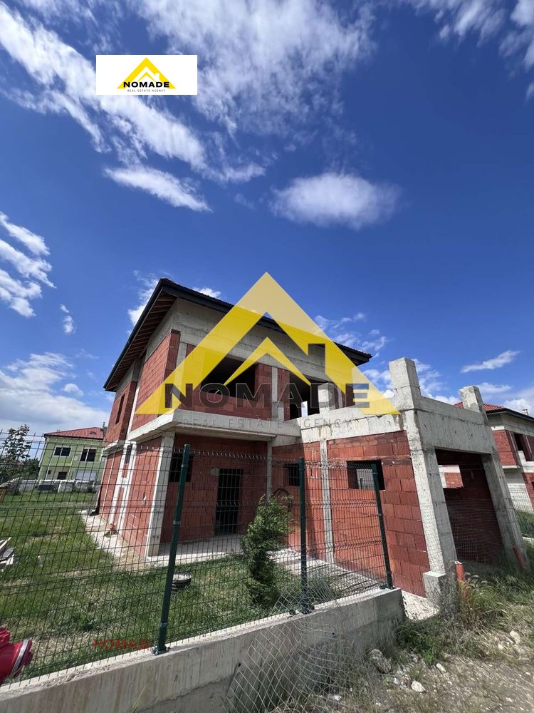 Продава  Къща област Пловдив , с. Първенец , 285 кв.м | 63021097 - изображение [2]