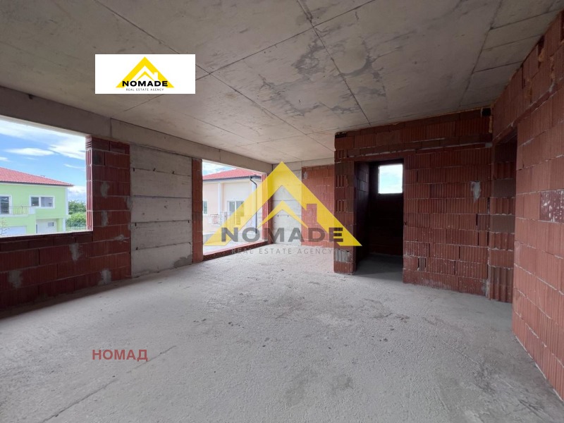 Продава  Къща област Пловдив , с. Първенец , 285 кв.м | 63021097 - изображение [8]