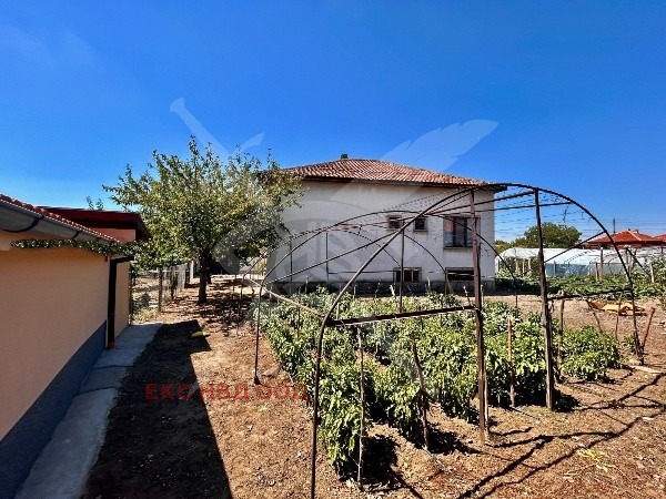 Продава КЪЩА, област Пловдив, с. Чешнегирово • 145000 € • 87094842 — Holmes.bg