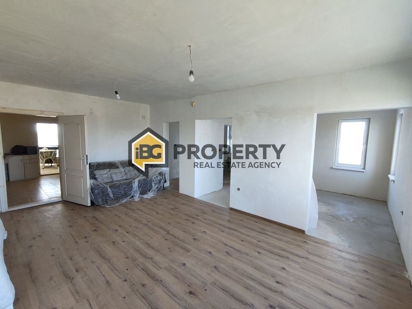 Продава 3-СТАЕН, гр. Балчик, област Добрич, снимка 2 - Апартаменти - 53997615