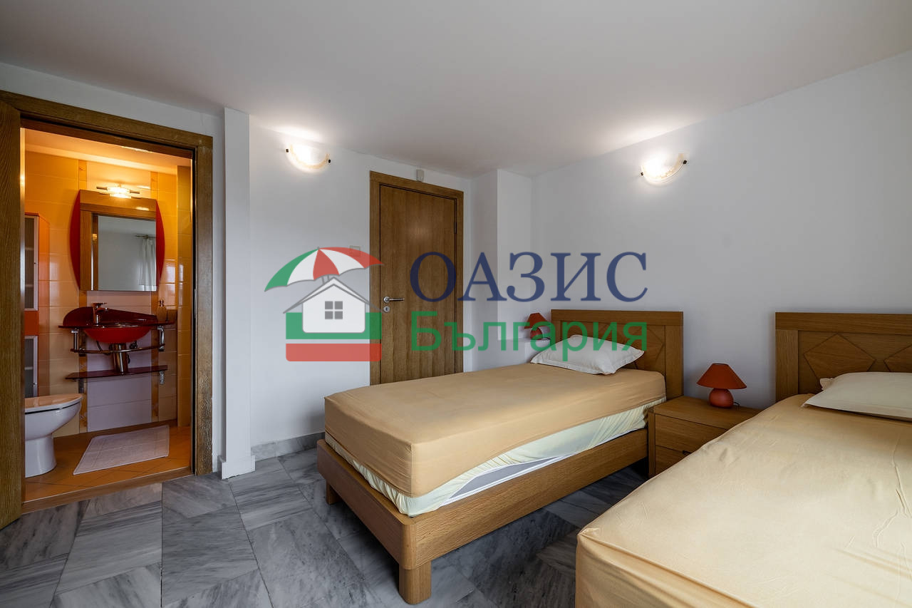 Продава КЪЩА, с. Кошарица, област Бургас, снимка 10 - Къщи - 45539923