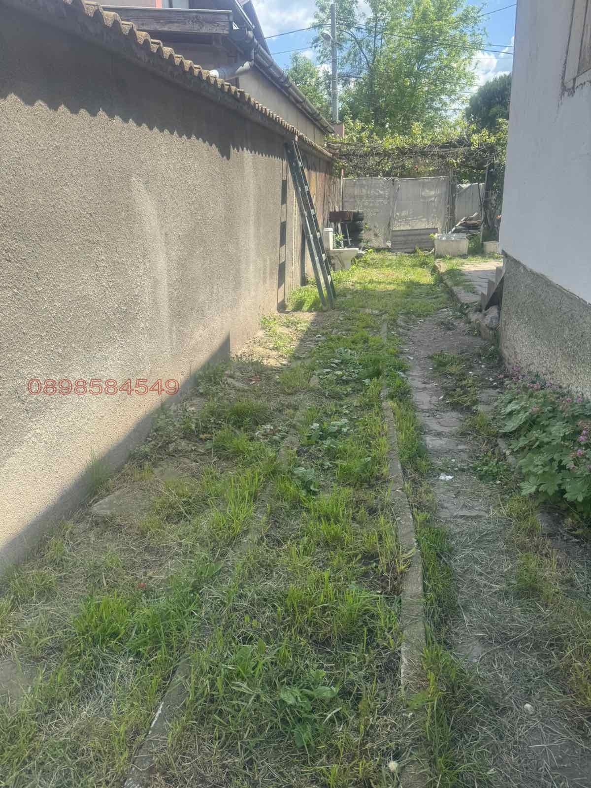 Продава КЪЩА, гр. София, Орландовци