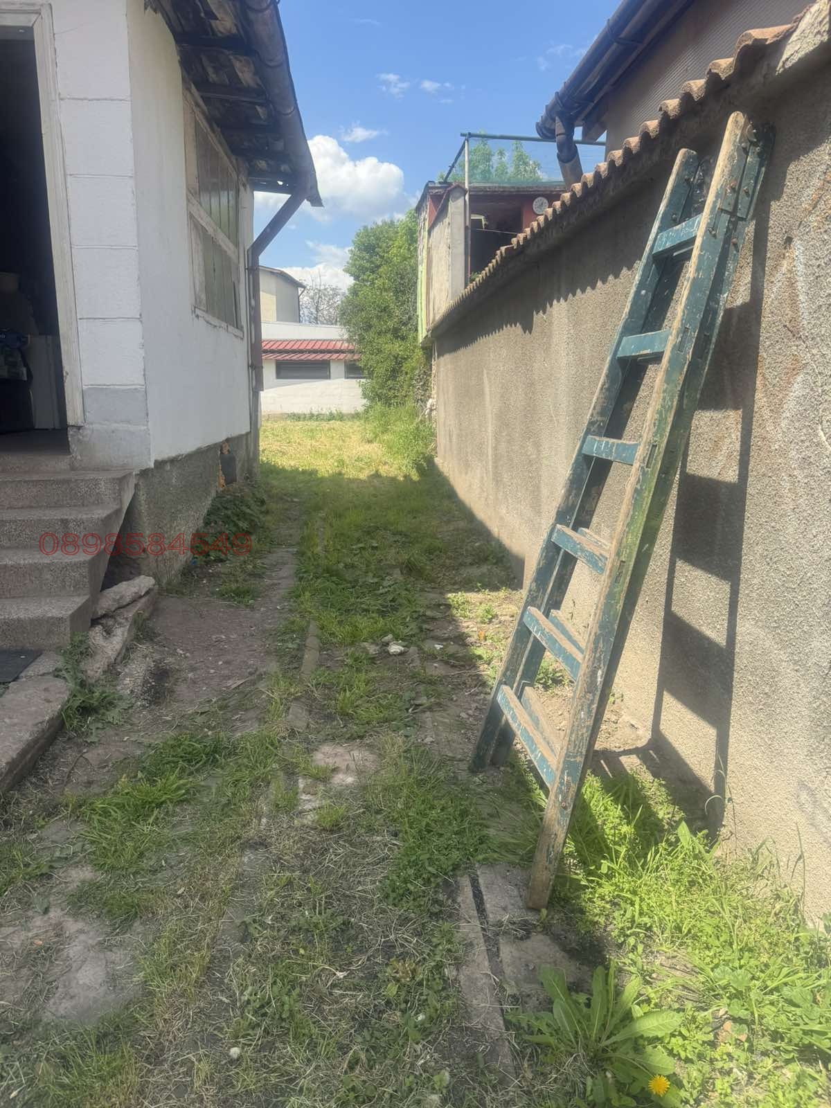 Продава КЪЩА, гр. София, Орландовци, снимка 3 - Къщи - 53957435