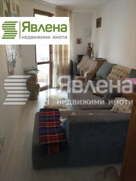 1 soverom Belite brezi, Sofia 1