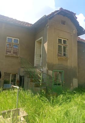 Продажба на имоти в с. Подем, област Плевен - изображение 1 