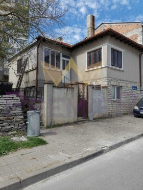 Къща гр. Балчик, област Добрич