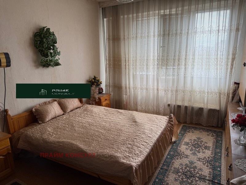 In vendita  3 camere da letto Plovdiv , Izgrev , 90 mq | 59875684 - Immagine [3]