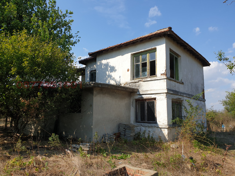 Продава КЪЩА, с. Войника, област Ямбол, снимка 2 - Къщи - 52784069
